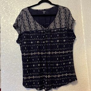 Great Northwest Indigo v neck 60% cotton 40% modal 1X Navy/cream design